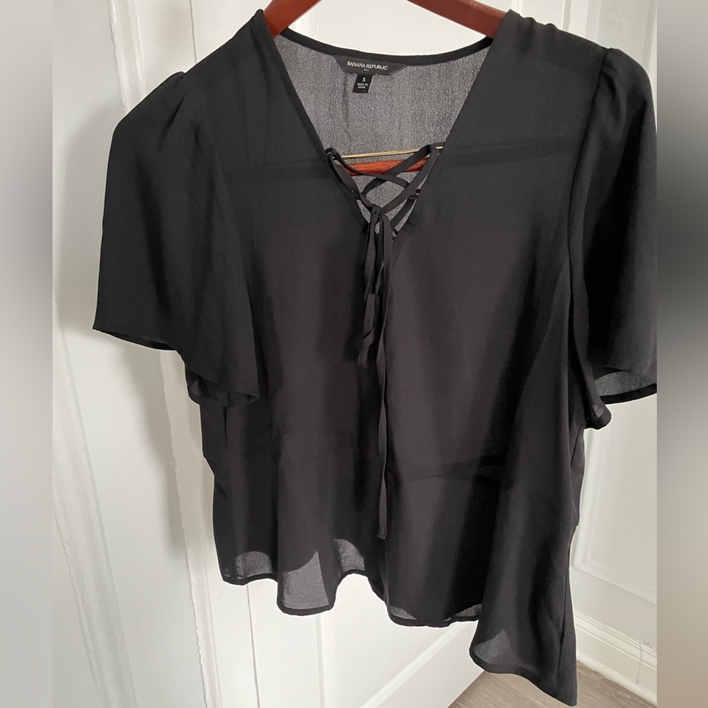 BANANA REPUBLIC- top